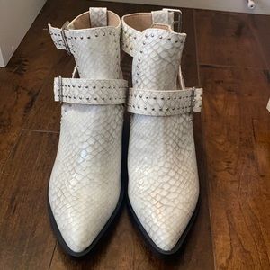 Steve Madden crocodile booties
